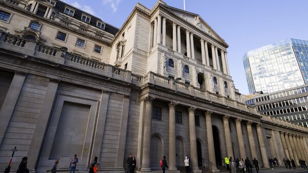 Банк Англии понизил учетную ставку