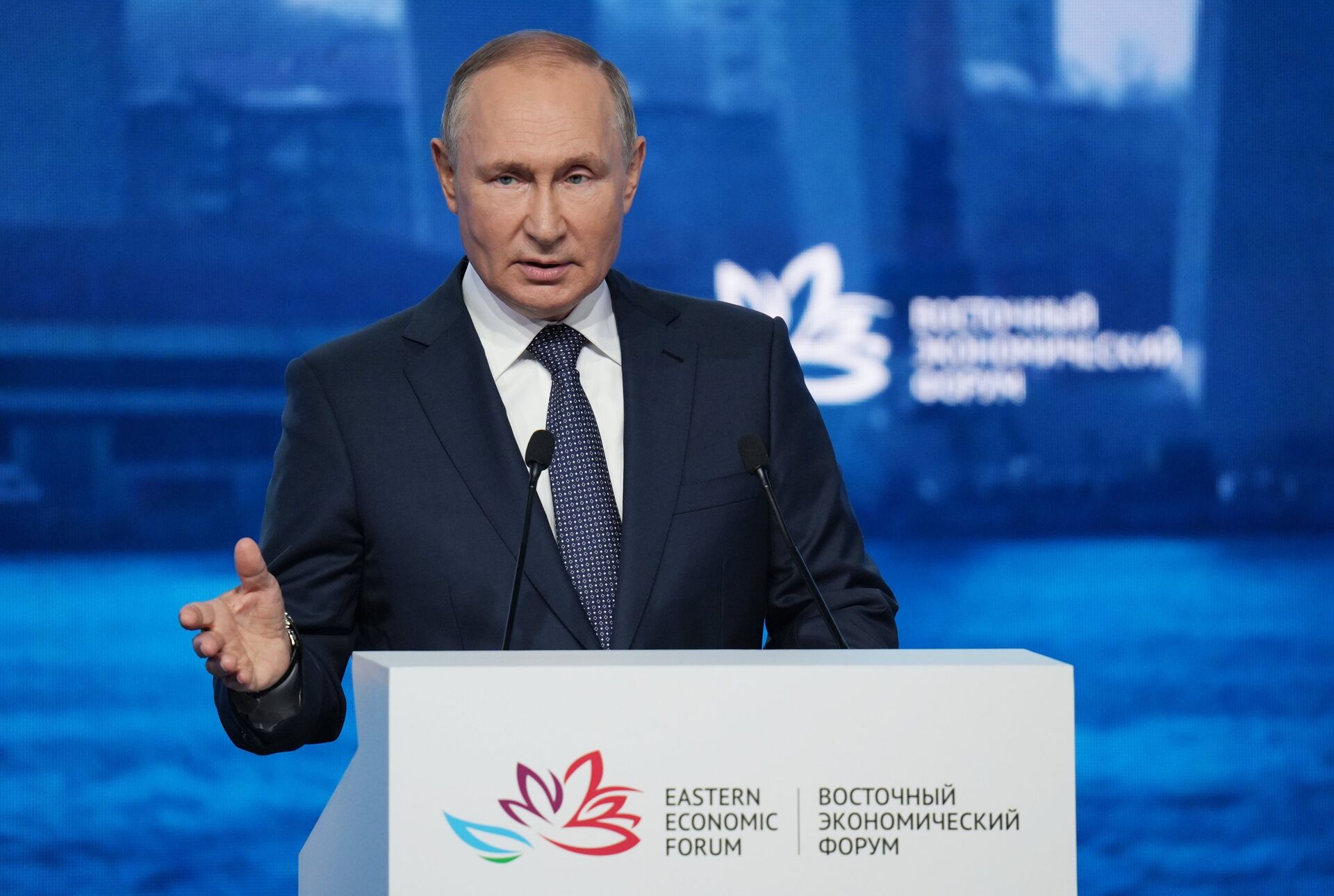 Президент РФ В. Путин принял участие в VII Восточном экономическом форуме - ПРАЙМ, 1920, 07.09.2022
