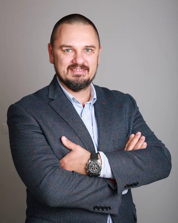 Кононов