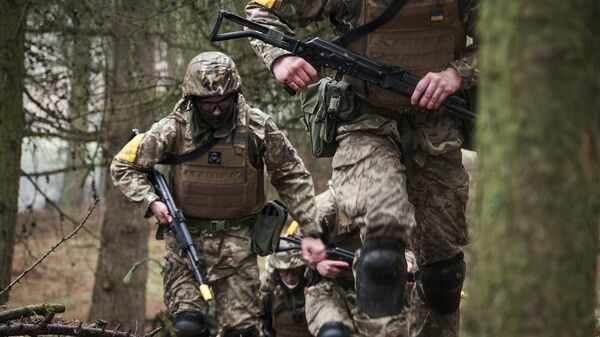 Военные на тренировке в Великобритании под эгидой НАТО