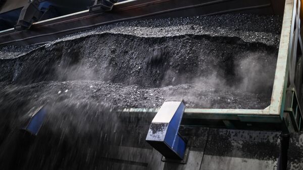 Разгрузки угля Таманского терминала навалочных грузов