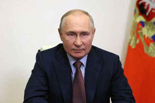 Президент РФ В. Путин поздравил работников сельского хозяйства и перерабатывающей промышленности