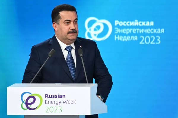 Президент РФ В. Путин выступил на пленарном заседании форума РЭН-2023
