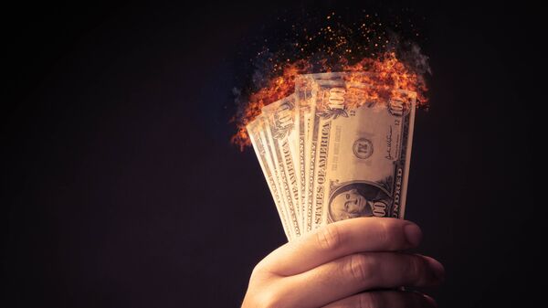 Доллары в огне