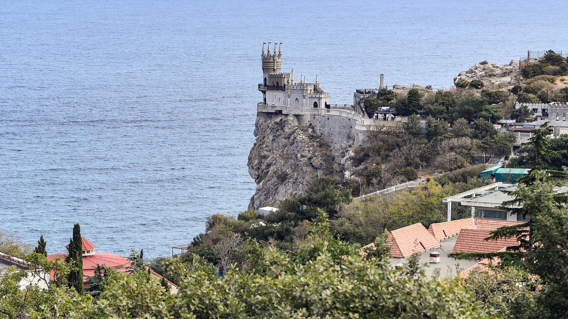 Замок Ласточкино гнездо на береговой скале в поселке Гаспра в Крыму - ПРАЙМ, 1920, 11.04.2024