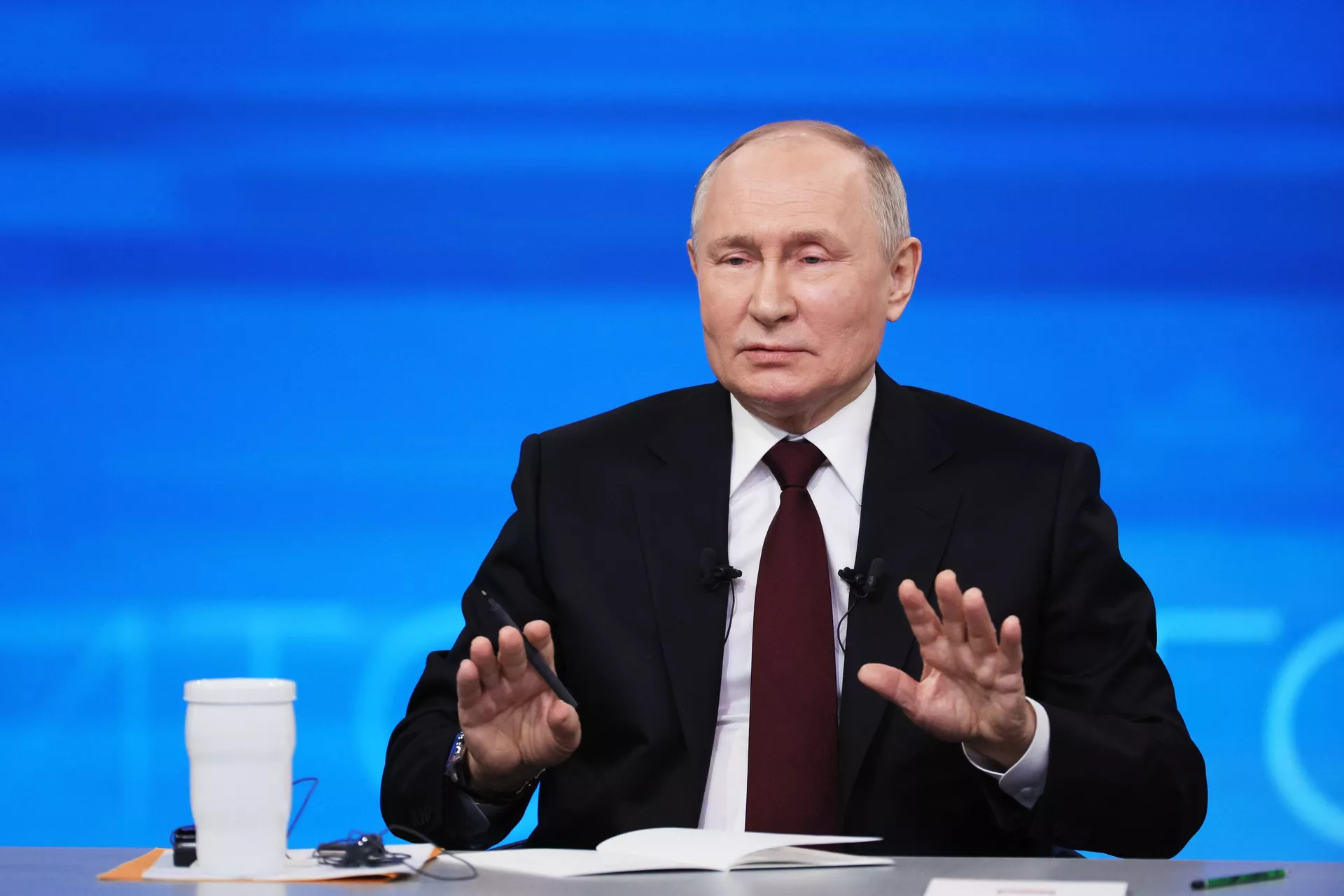 Прямая линия и большая пресс-конференция президента РФ В. Путина - ПРАЙМ, 1920, 21.12.2023