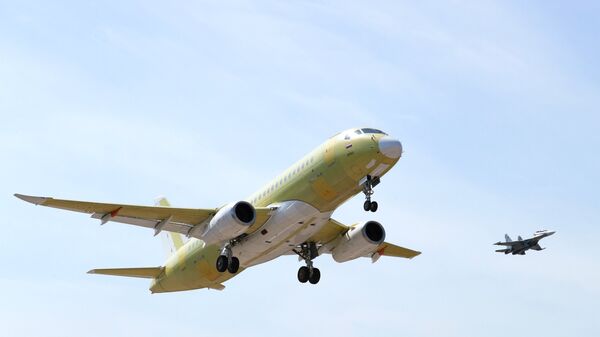 Самолет SSJ-100 с импортозамещенным оборудованием выполнил первый полет