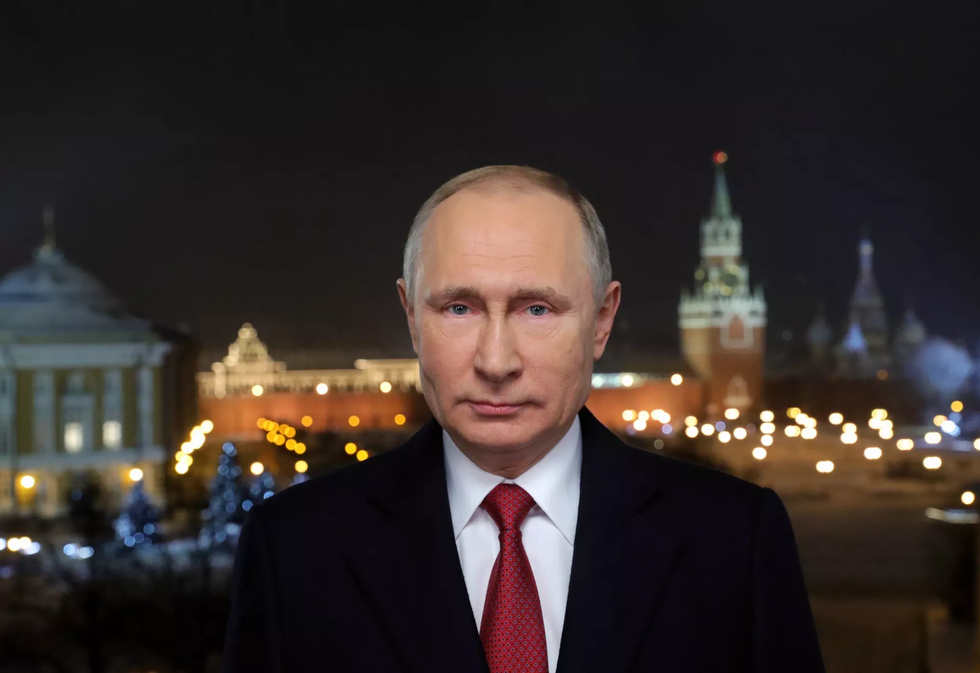 Новогоднее обращение президента РФ В. Путина - ПРАЙМ, 1920, 31.12.2023