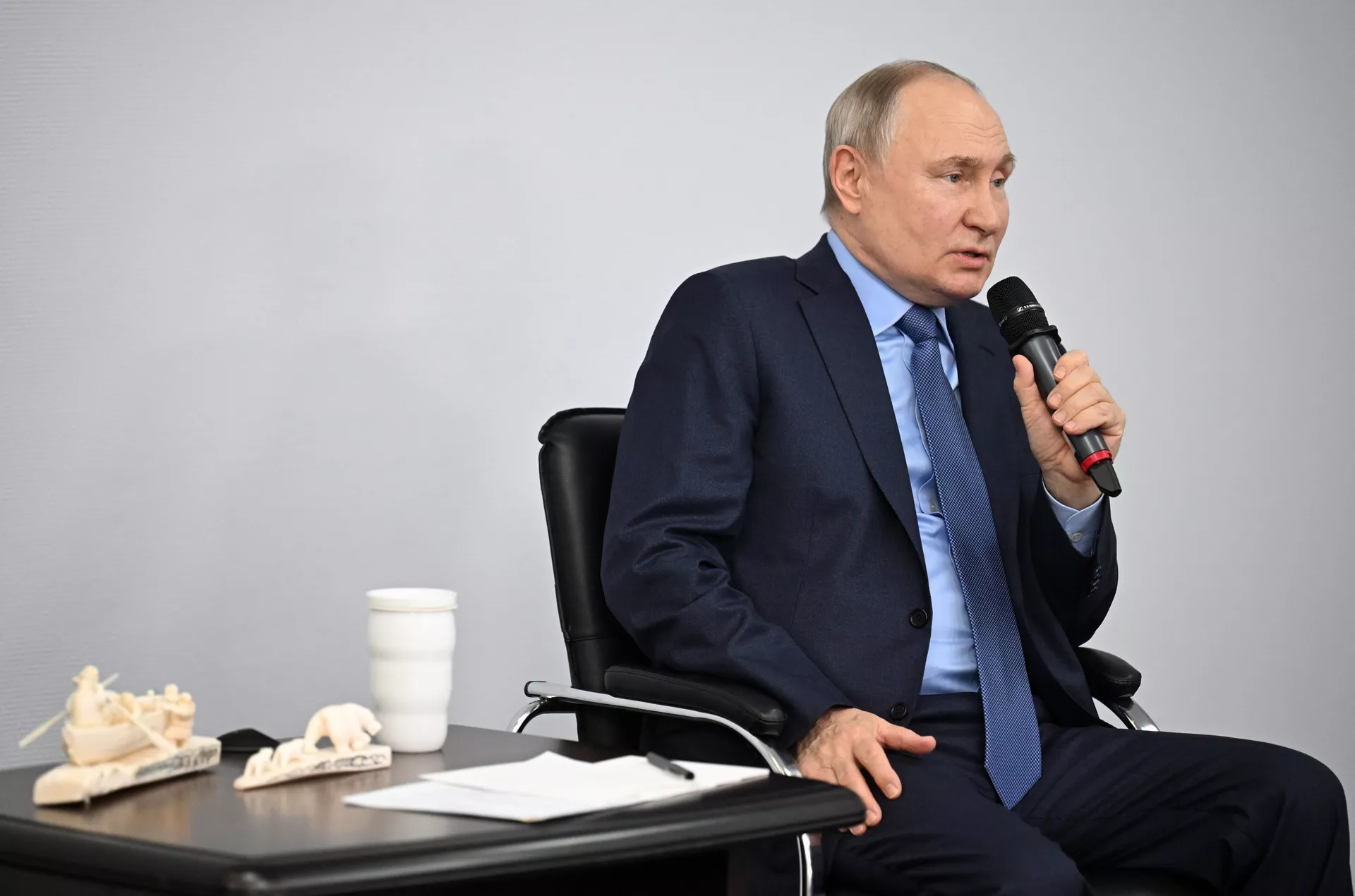 Рабочая поездка президента РФ В. Путина в Анадырь - ПРАЙМ, 1920, 10.01.2024
