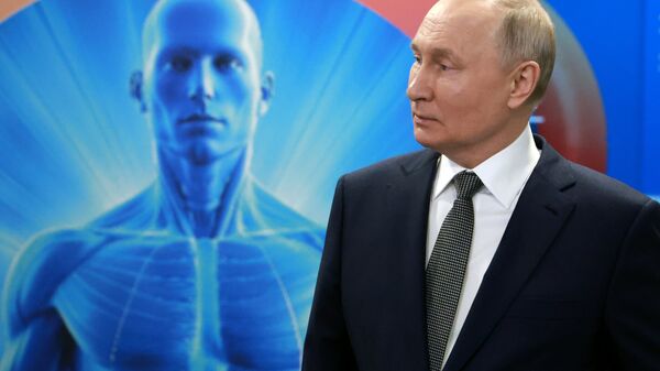 Президент РФ В. Путин посетил ГБУЗ Научно-практический клинический центр диагностики и телемедицинских технологий