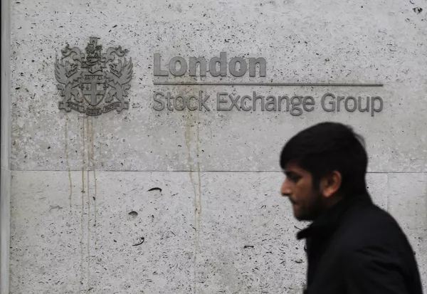 Первая сделка с ГДА Сбербанка на вторичных торгах на LSE прошла по цене выше размещения