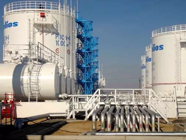 нефтехранилища