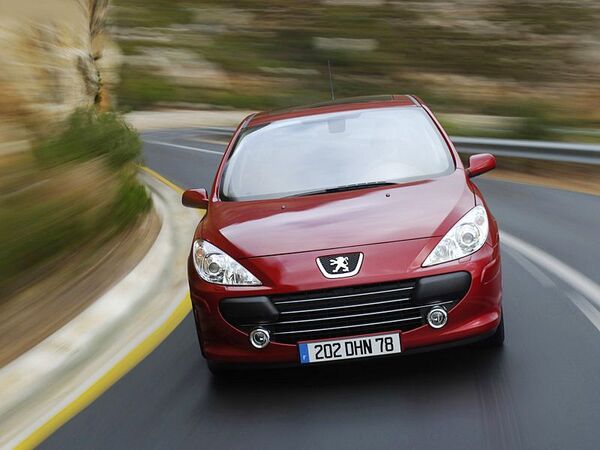 Французский автоконцерн Peugeot-Citroen подтвердил проведение переговоров с Mitsubishi с целью стратегического партнерства