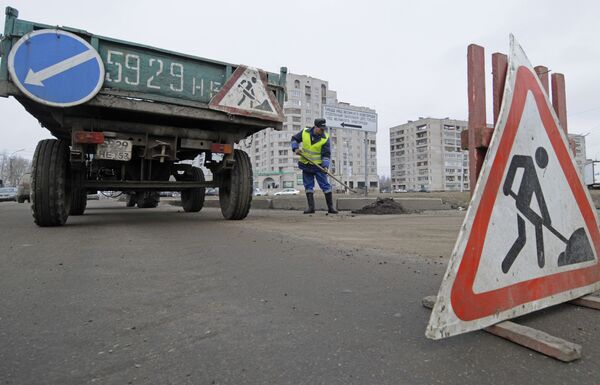 Ухудшение состояния автодорог РФ нивелирует усилия по улучшению инвестклимата - Белоусов