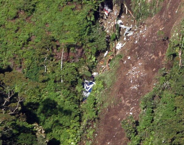 Отчет о причинах крушения SSJ-100 в Индонезии опубликуют в середине декабря
