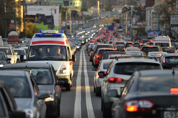 Закон об увеличении транспортного налога принят в Москве