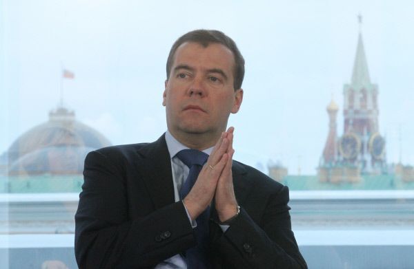 Медведев проведет совещание по развитию международного финансового центра в РФ Медведев проведет совещание по развитию международного финансового центра в РФ