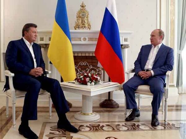 Путин и Янукович в понедельник обсудят газовую тему