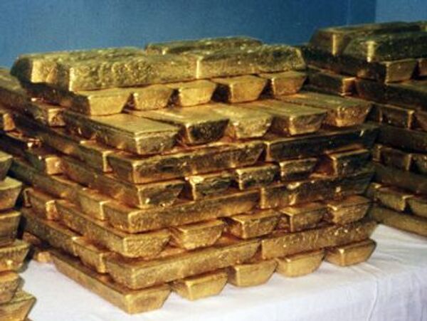 Стоимость золота уменьшилась к концу торгов четверга после данных из Китая Стоимость золота уменьшилась к концу торгов четверга после данных из Китая