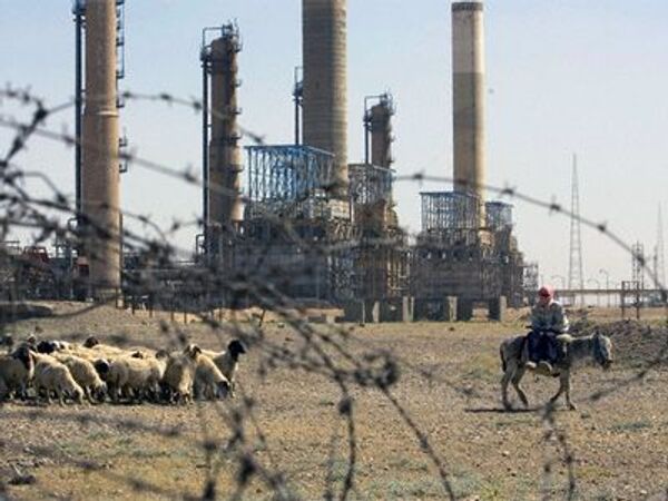 #Ирак рассчитывает заключить с РФ два договора на разработку месторождений нефти - министр