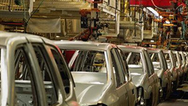 Завод Toyota ввел вторую производственную смену в Петербурге