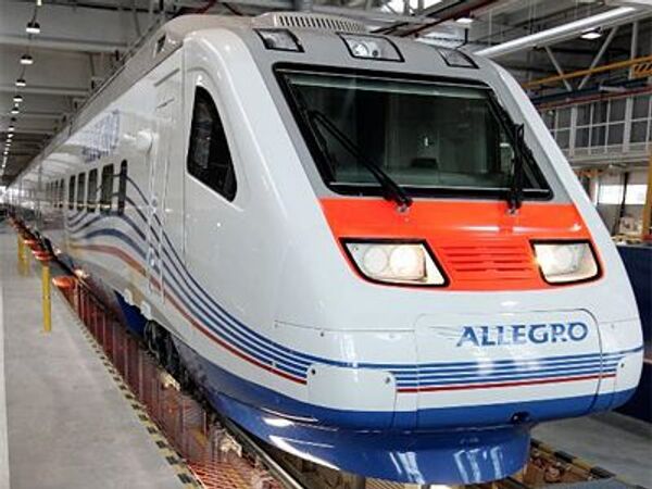 Поезд Аллегро пришел в Петербург с опозданием из-за кражи кабеля неизвестными