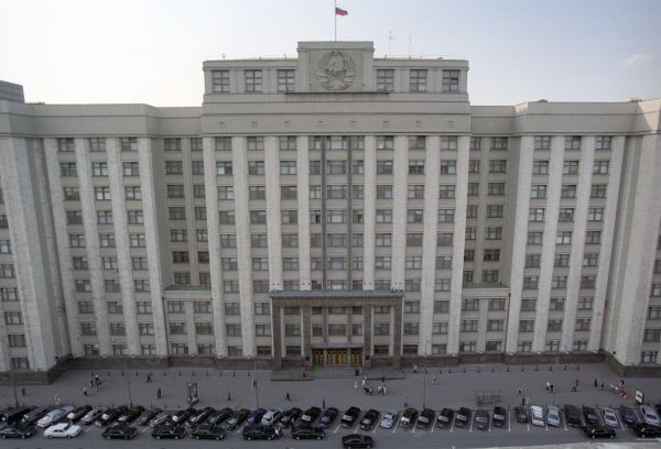 ГД просит кабмин увеличить почти на 30 млрд рублей имущественный взнос в Фонд ЖКХ