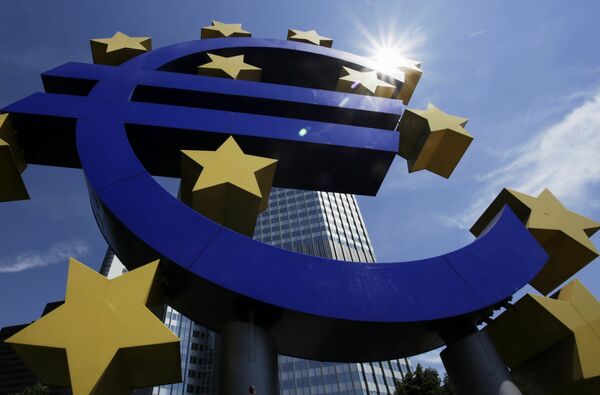 Спрос банков еврозоны на кредиты ЕЦБ в долларах упал на 20%
