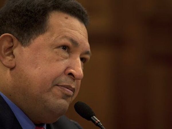 Чавес после операции остается под капельницей с обезболивающими - врач