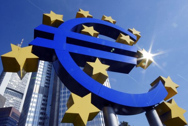 Все хуже и хуже: ЕК опубликовала прогноз по экономике ЕС на ближайшие два года